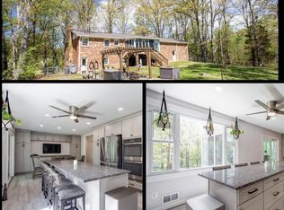 4692 Duley Dr, White Plains, MD 20695