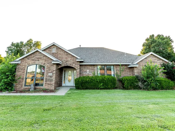 1703 Meadow Ln, Perry, OK 73077