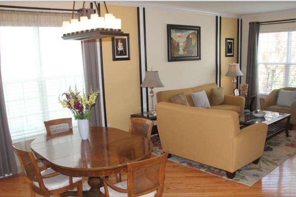 2nd image of 3 Allegheny Ln