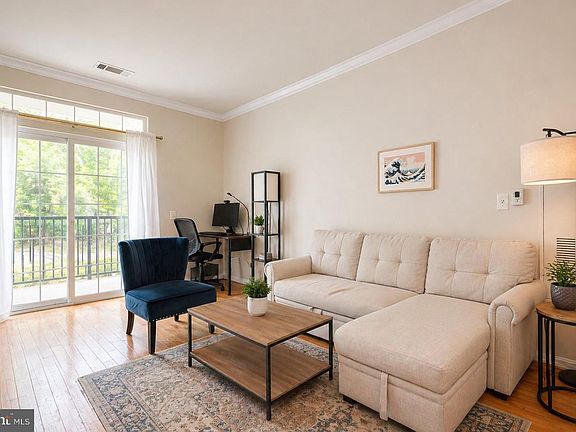 2nd image of 2465 Army Navy Dr APT 101