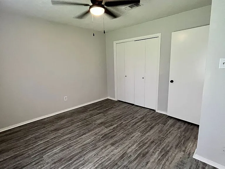1404 Rescue Ct — Photo 12