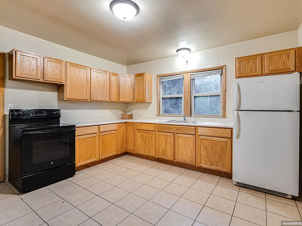 111 W. Parkway Avenue