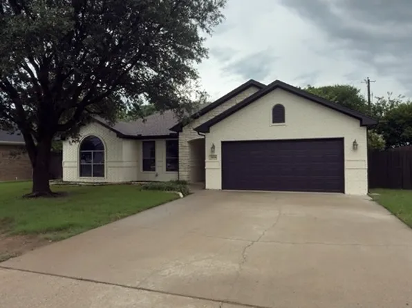 1826 Sandpiper Dr, Weatherford, TX 76088