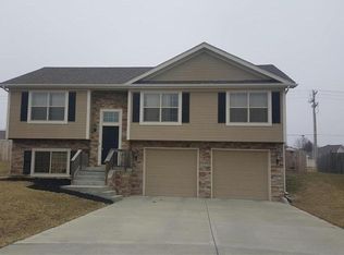 12535 NW Nelson Ct, Platte City, MO 64079