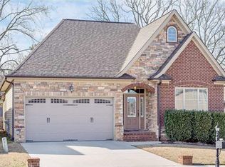 6704 Kenton Ridge Cir, Chattanooga, TN 37421