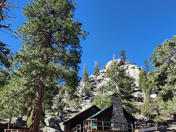 2nd image of 22 Whitney Portal Rd