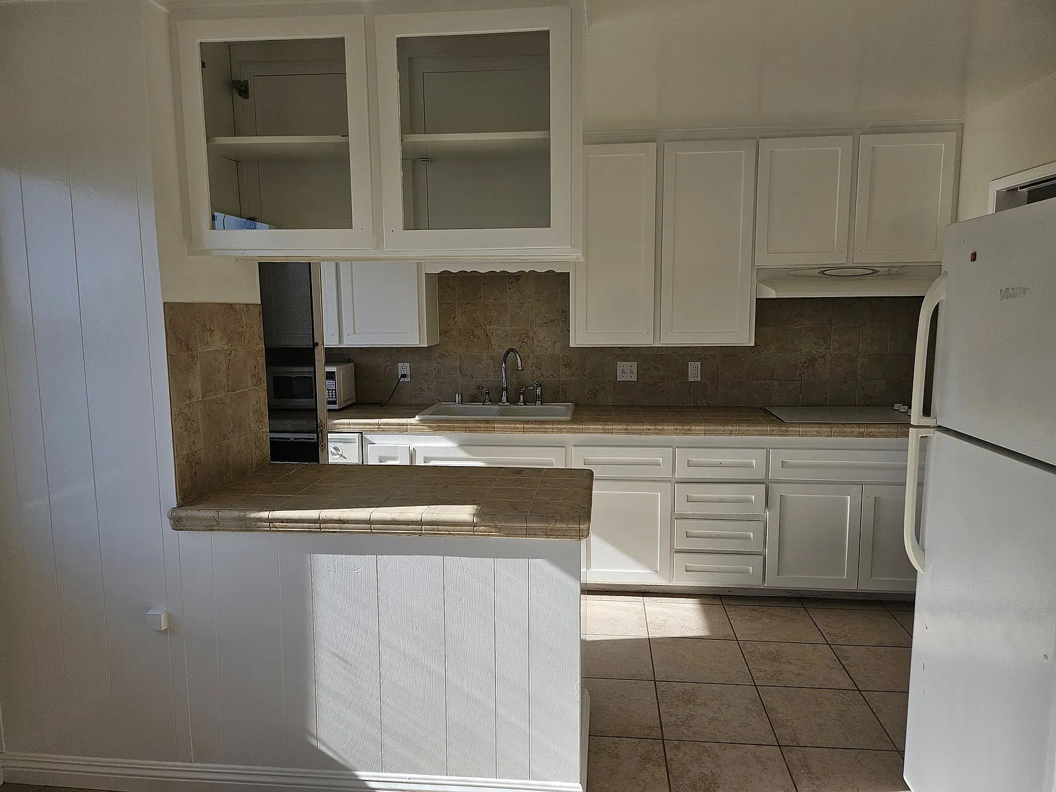 2 bed, 878 sqft, $2,950 — Photo 4