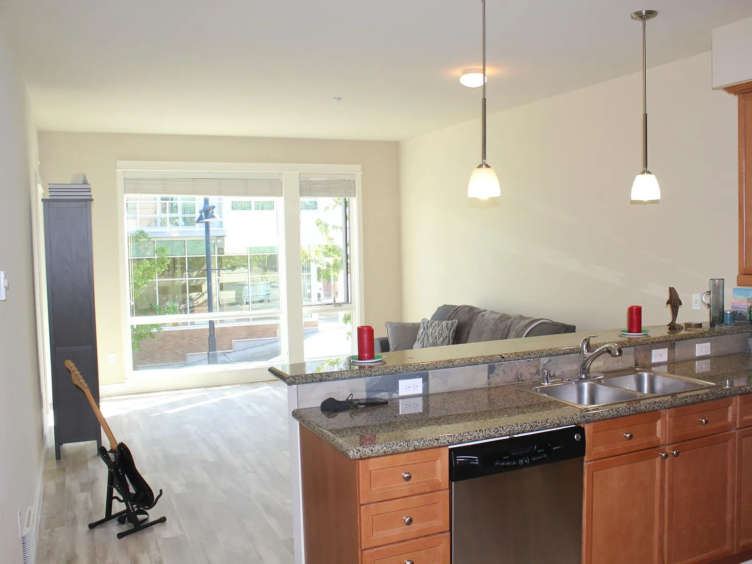 1 bed, 792 sqft, $1,750 — Photo 4