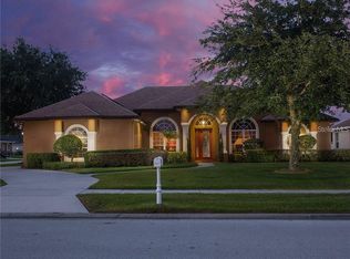 527 Renee Dr, Auburndale, FL 33823