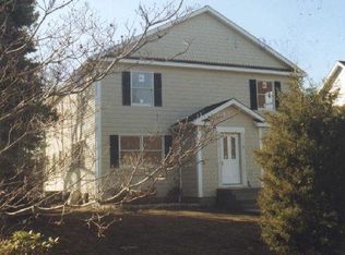 233 Mayfair Rd, Fairfield, CT 06430