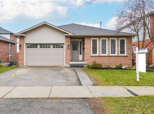 163 General Dr, Kitchener, ON N2K 3S7