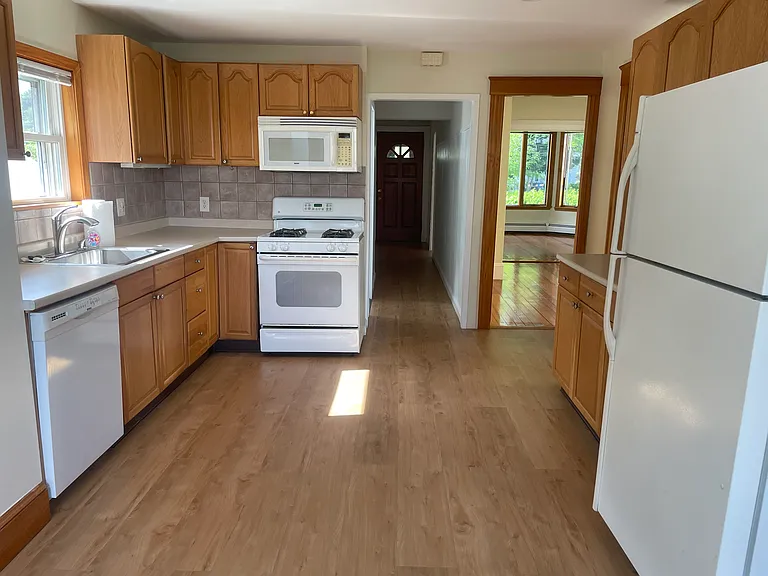 109 Coleridge St #1 — Photo 21