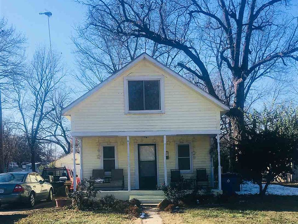1st image of 315 N Poplar St