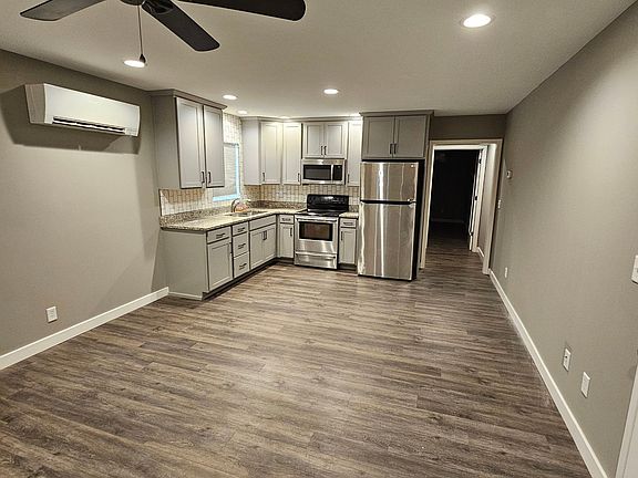 5th image of 335 E Lorena Ave APT A