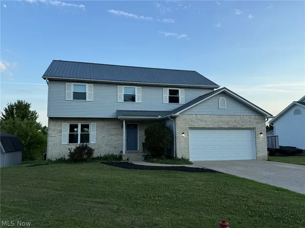 9724 Lafont Cir NE, Bolivar, OH 44612