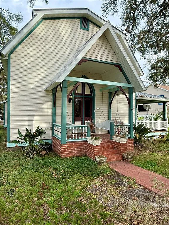 2 bed, 2.0 bath, 1665 sqft, $3,300 — Photo 3