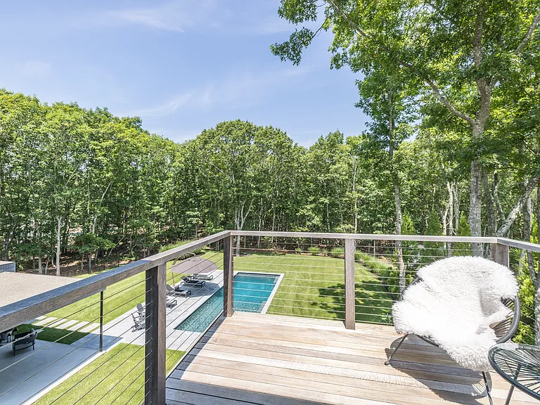 15 Margaret Dr — Photo 18