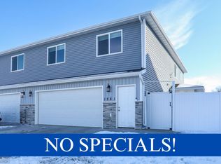 1281 4th St NW, West Fargo, ND 58078