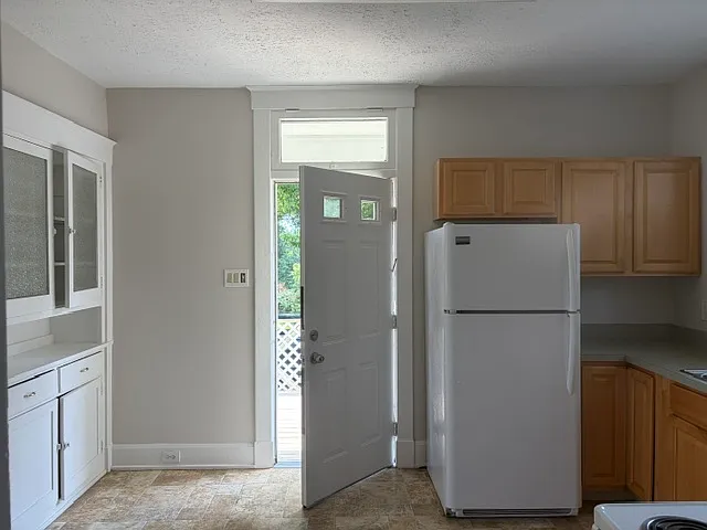 5521 Harrison Ave — Photo 16