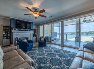 248 Plaza Gardens Ct UNIT 2C, Camdenton, MO 65020
