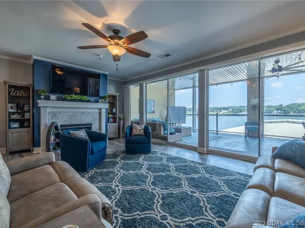 248 Plaza Gardens Ct Unit 2C, Camdenton, MO 65020