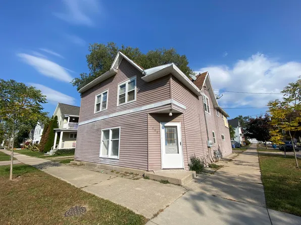 1000 Jennette Ave NW, Grand Rapids, MI 49504