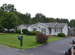 141 Canton Ln, Stuarts Draft, VA 24477