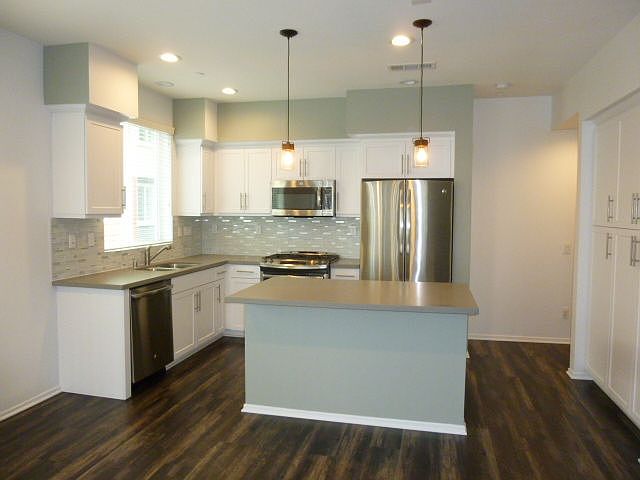 1st image of 215 Antoni Gln Unit 1104