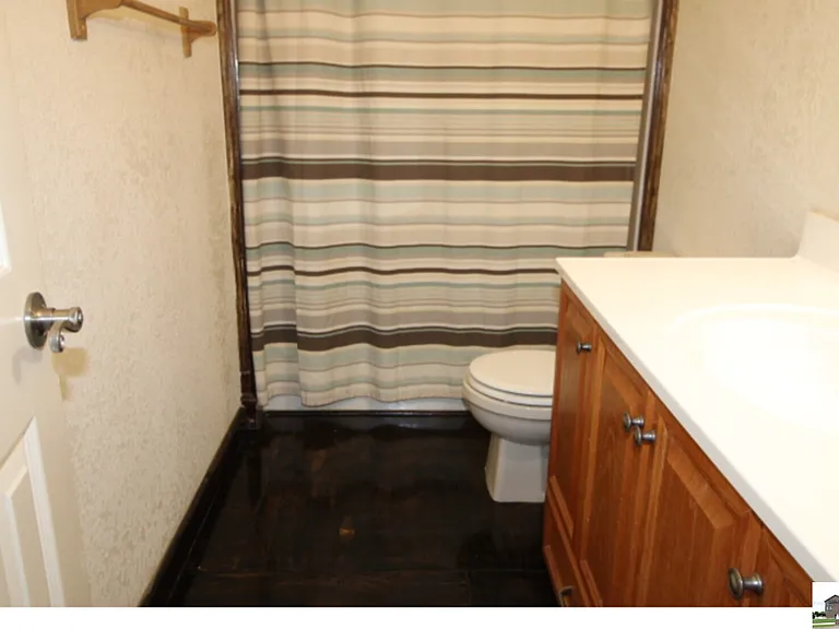 2809 Connell St — Photo 14