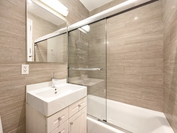 132 East 30th Street image 12 of 15