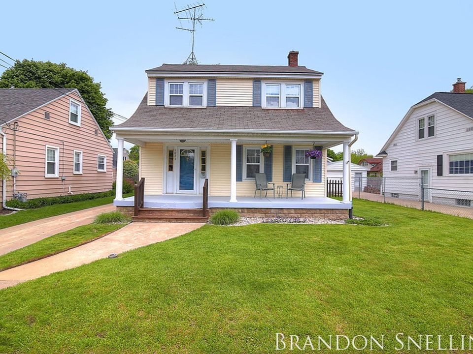 1st image of 1023 Beechwood St NE Unit Ne