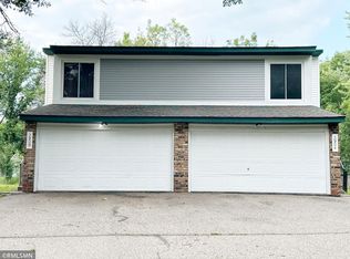 3904 Brookdale Dr N, Brooklyn Park, MN 55443