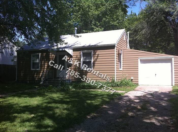 104 SW Country Club