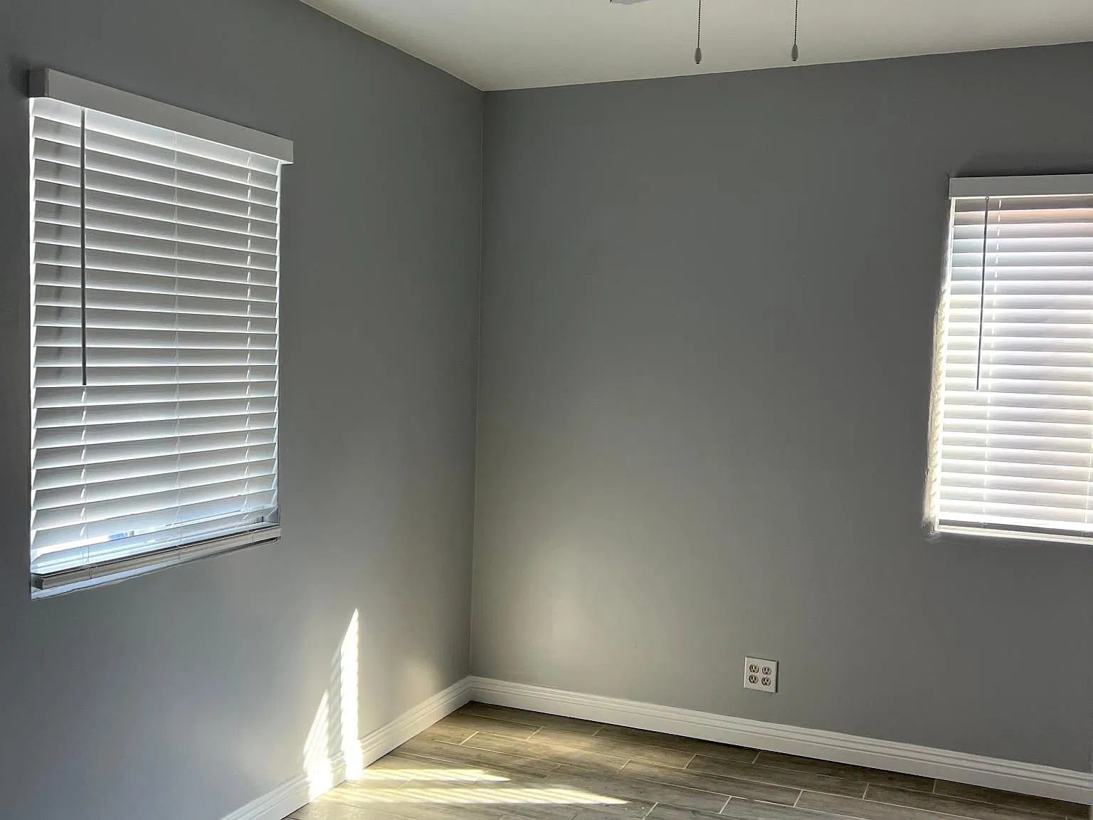 1052 Torrance Blvd — Photo 3