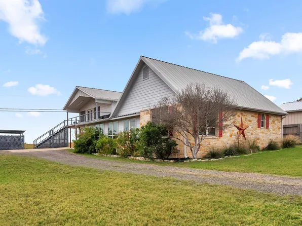 1426 Elkhorn Drive, Kingsland, TX 78639