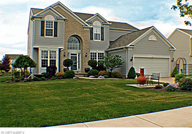 1st image of 27210 Lynde Dr