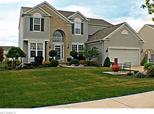 27210 Lynde Dr, Olmsted Twp, OH 44138