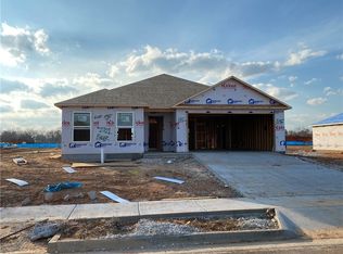 2701 Bauer St, Pea Ridge, AR 72751
