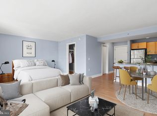 800 4th St SW APT S307, Washington, DC 20024