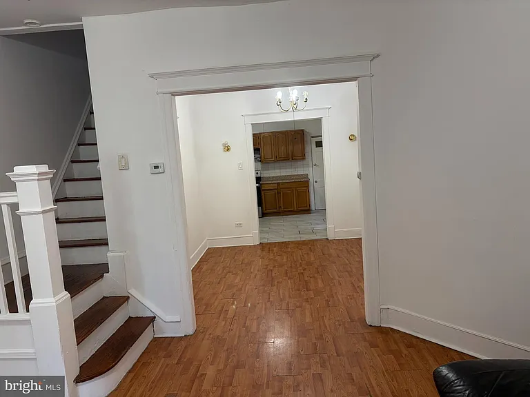 7058 Saybrook Ave — Photo 7