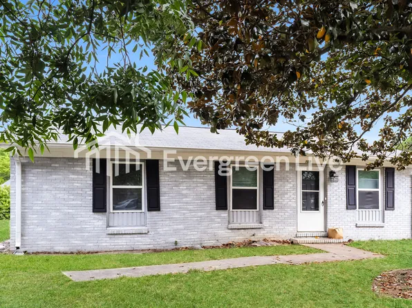 107 Camden Cir, Lexington, NC 27292