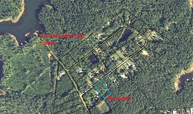 1st image of 1035 Lake Dr