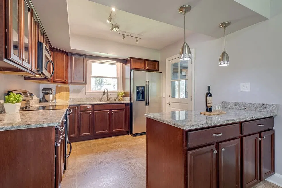 2 bed, $1,500 — Photo 4