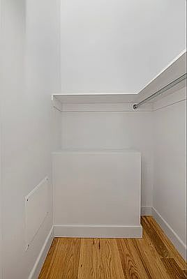 5th image of 127 E 36th St APT 1A