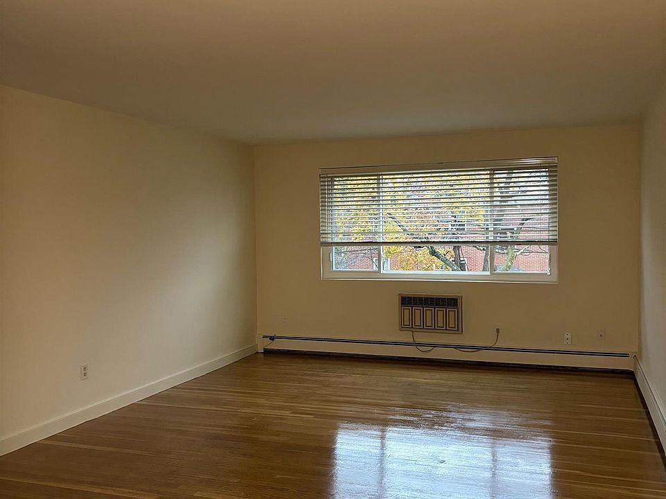 109 Oxford St Arlington, MA Zillow