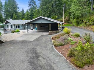 31 E Mountain View Pl, Belfair, WA 98528