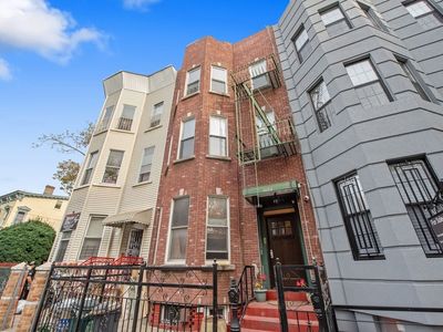 1084 Greene Ave, Brooklyn, NY, 11221