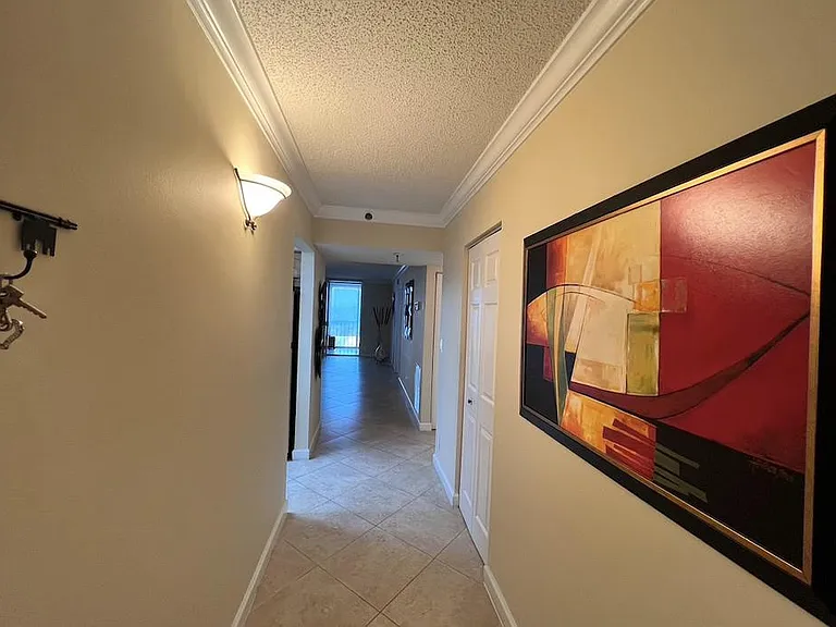 4550 NE 18th Ave #506 — Photo 6