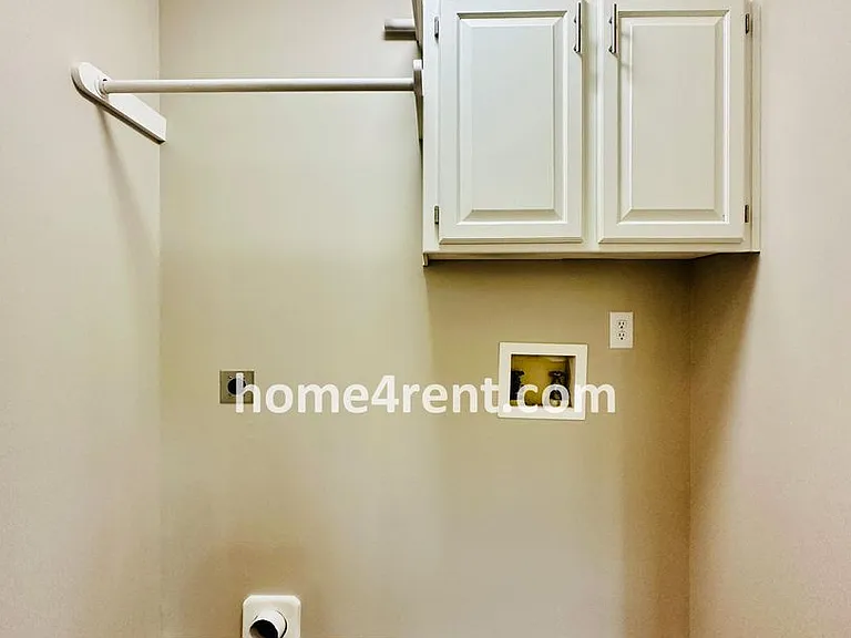 902 Sherman Pkwy — Photo 19