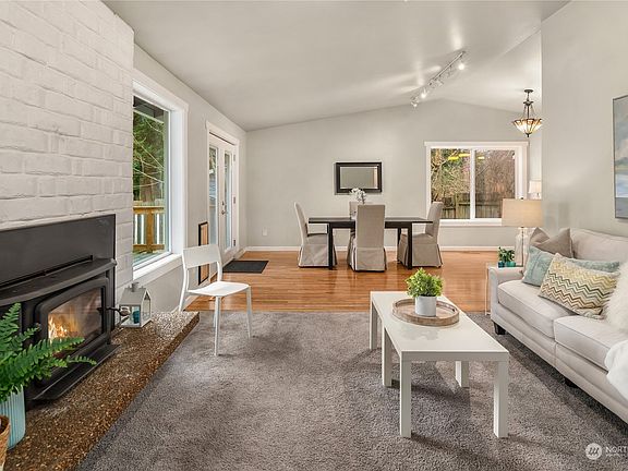 2nd image of 125 155th Street SW